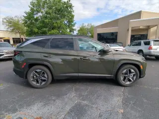 Hyundai TUCSON 2026 SEL 4dr SUV