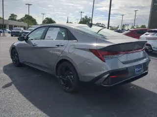 Hyundai ELANTRA 2026 SEL Sport Premium 4dr Sedan