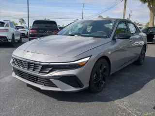 Hyundai ELANTRA 2026 SEL Sport Premium 4dr Sedan