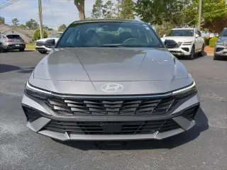 Hyundai ELANTRA 2026 SEL Sport Premium 4dr Sedan
