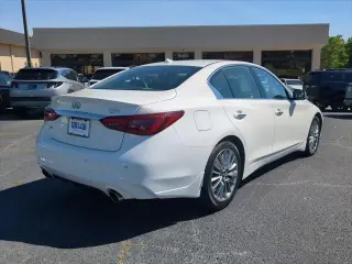 INFINITI Q50 2023 AWD Luxe 4dr Sedan