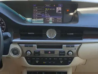Lexus ES 350 2015 4dr Sedan