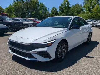 Hyundai ELANTRA Hybrid 2025 SEL Sport 4dr Sedan