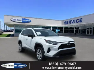 Toyota RAV4 2021 LE 4dr SUV