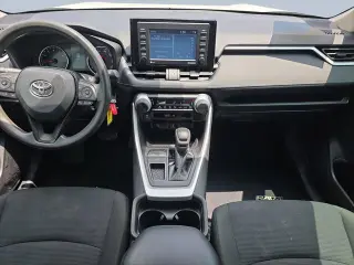 Toyota RAV4 2021 LE 4dr SUV