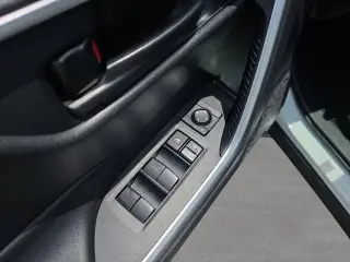Toyota RAV4 2021 LE 4dr SUV