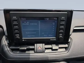 Toyota RAV4 2021 LE 4dr SUV