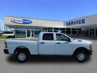 Ram 2500 2024 4x4 Tradesman 4dr Crew Cab 6.3 ft. SB Pickup