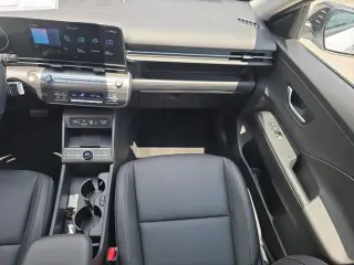 Hyundai KONA 2026 SEL Premium 4dr SUV