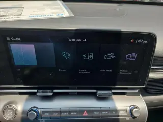 Hyundai KONA 2026 SEL Premium 4dr SUV