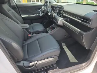 Hyundai KONA 2026 SEL Premium 4dr SUV