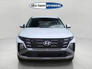 Hyundai TUCSON 2026 SE 4dr SUV