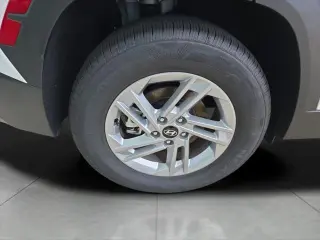Hyundai TUCSON 2026 SE 4dr SUV
