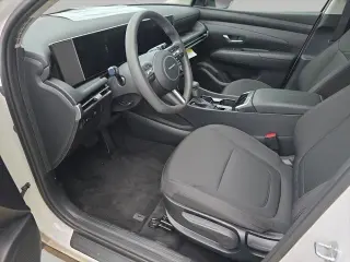 Hyundai TUCSON 2026 SE 4dr SUV