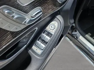 Mercedes-Benz C-Class 2019 AWD C 300 4MATIC 4dr Sedan