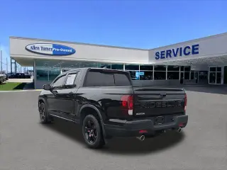 Honda Ridgeline 2024 AWD Black Edition 4dr Crew Cab 5.3 ft. SB