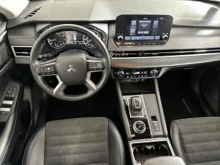Mitsubishi Outlander 2024 SE 4dr SUV