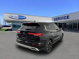Mitsubishi Outlander 2024 SE 4dr SUV