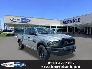 Ram 1500 Classic 2024 4x4 Warlock 4dr Crew Cab 5.5 ft. SB Pickup