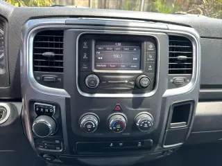 Ram 1500 Classic 2024 4x4 Warlock 4dr Crew Cab 5.5 ft. SB Pickup