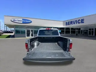 Ram 1500 Classic 2024 4x4 Warlock 4dr Crew Cab 5.5 ft. SB Pickup