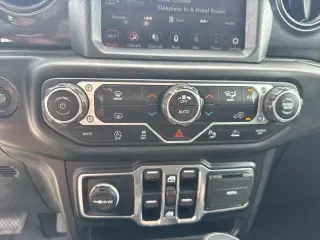 Jeep Gladiator 2020 4x4 Sport Altitude 4dr Crew Cab 5.0 ft. SB
