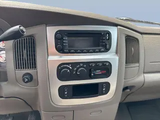 Dodge Ram 1500 2005 4dr Quad Cab SLT RWD SB