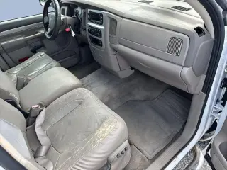 Dodge Ram 1500 2005 4dr Quad Cab SLT RWD SB