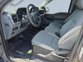 Ford F-150 2022 4x4 XL 4dr SuperCrew 5.5 ft. SB