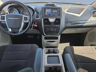 Chrysler Town and Country 2011 Touring 4dr Mini-Van