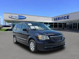 Chrysler Town and Country 2011 Touring 4dr Mini-Van