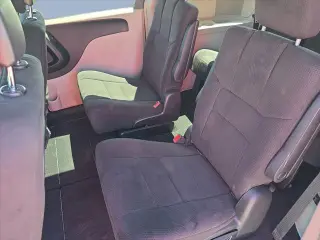 Chrysler Town and Country 2011 Touring 4dr Mini-Van