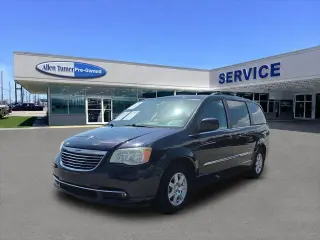 Chrysler Town and Country 2011 Touring 4dr Mini-Van