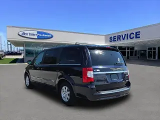 Chrysler Town and Country 2011 Touring 4dr Mini-Van