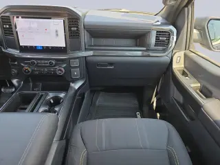 Ford F-150 2025 4x2 STX 4dr SuperCrew 5.5 ft. SB
