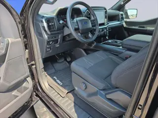 Ford F-150 2025 4x2 STX 4dr SuperCrew 5.5 ft. SB
