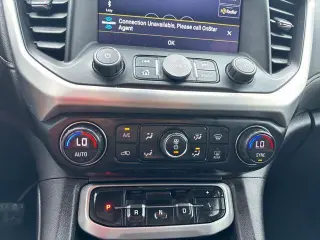GMC Acadia 2021 SLT 4dr SUV