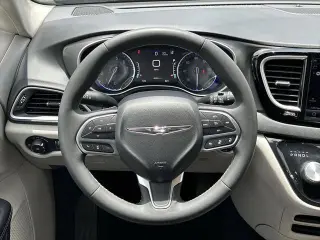 Chrysler Pacifica 2022 Touring L 4dr Mini-Van