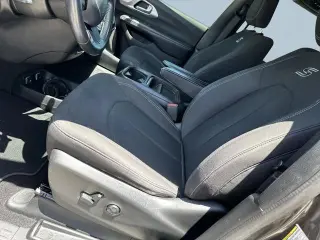 Chrysler Pacifica 2019 Touring Plus 4dr Mini-Van