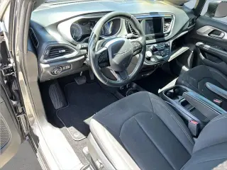 Chrysler Pacifica 2019 Touring Plus 4dr Mini-Van