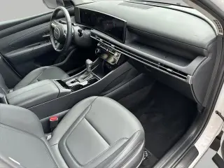 Hyundai TUCSON 2026 SEL Premium 4dr SUV