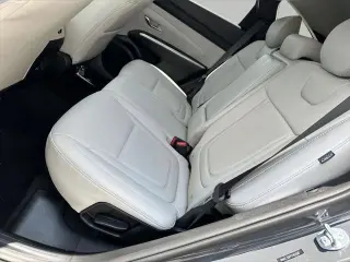 Hyundai TUCSON 2026 SEL Premium 4dr SUV
