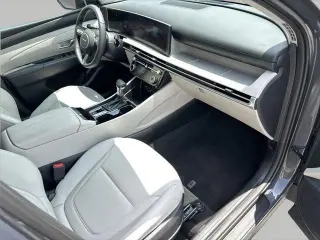 Hyundai TUCSON 2026 SEL Premium 4dr SUV