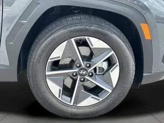 Hyundai TUCSON 2026 SEL Premium 4dr SUV