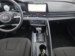 Hyundai ELANTRA 2024 SEL 4dr Sedan