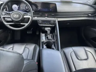 Hyundai ELANTRA 2024 Limited 4dr Sedan