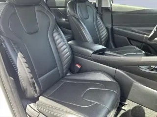 Hyundai ELANTRA 2024 Limited 4dr Sedan