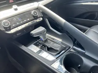 Hyundai ELANTRA 2024 Limited 4dr Sedan