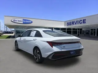 Hyundai ELANTRA 2024 Limited 4dr Sedan