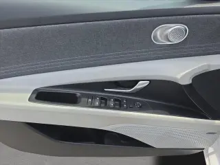 Hyundai ELANTRA 2024 Limited 4dr Sedan